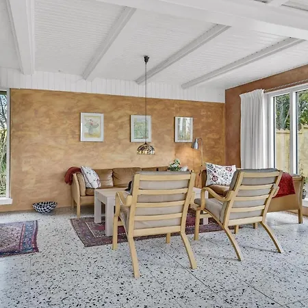 Casa vacanze 2 Bedroom Amazing In Rudkobing Illebølle